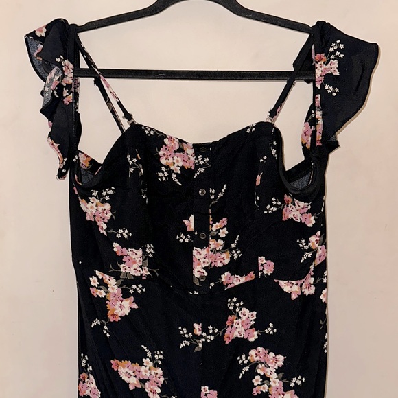 Wild fable floral cold shoulder jumpsuit - Picture 3 of 13